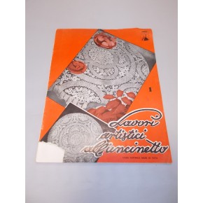 LAVORI ARTISTICI ALL'UNCINETTO